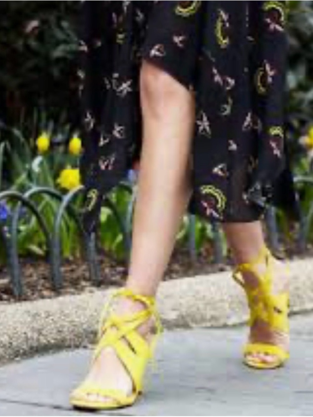 Nine West Strappy Yellow High Heel Sandals Size 10